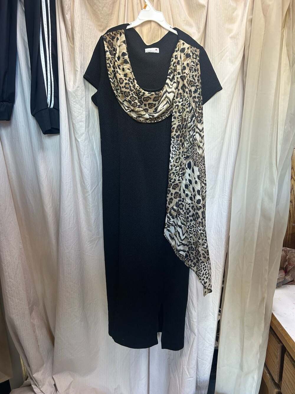 Womens miss dorby black maxi length dress